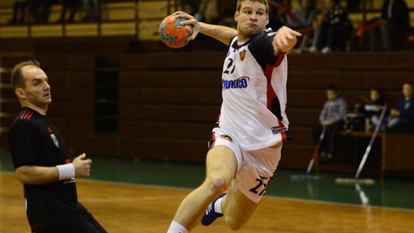 Pivot Erik Ľoch nastrieľal Martinu osem gólov.