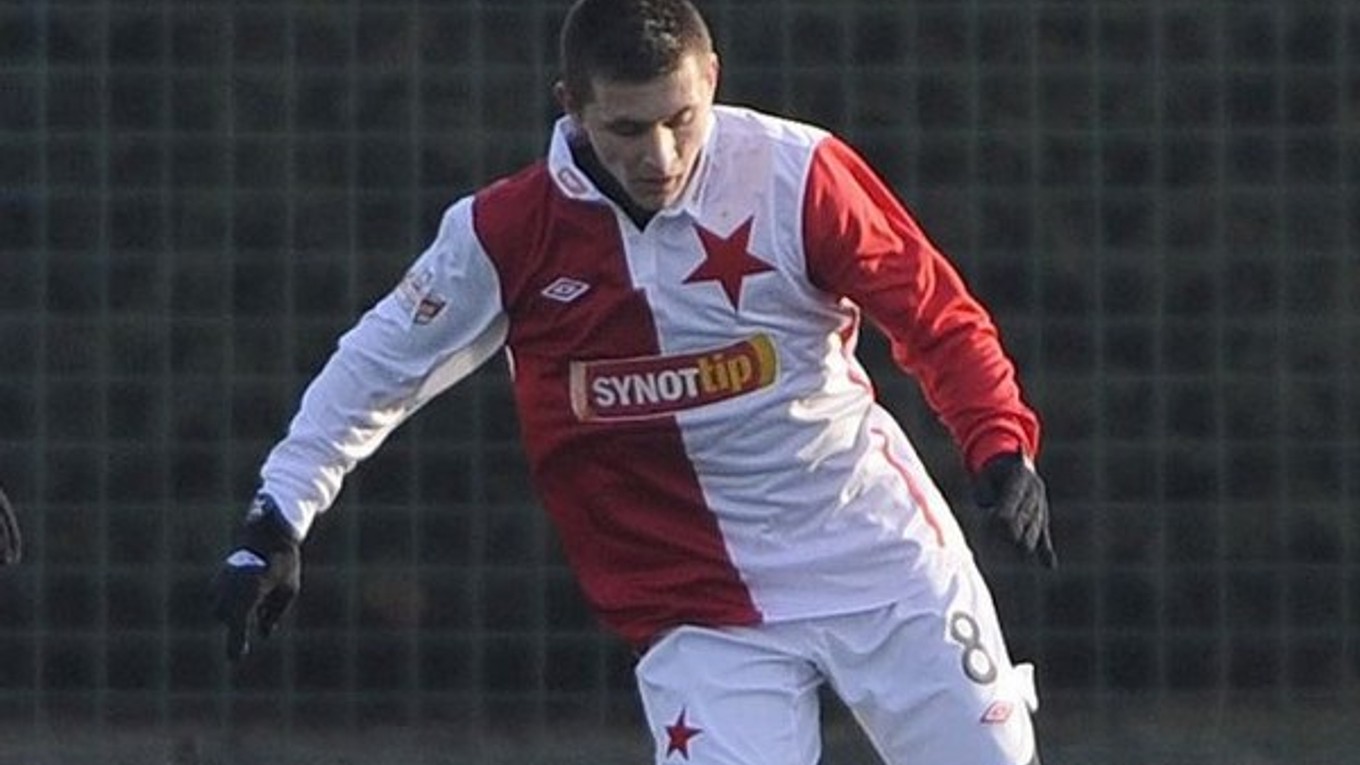 Matúš Čonka zatiaľ trénuje s juniorkou pražskej Slavie.