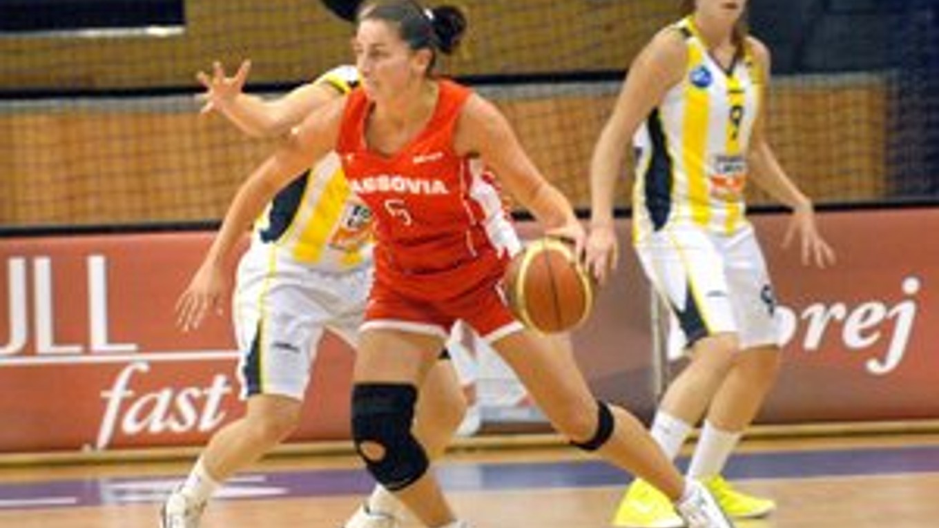 Katarína Timková. Na turnaji v Prahe bola najlepšou strelkyňou Cassovie.