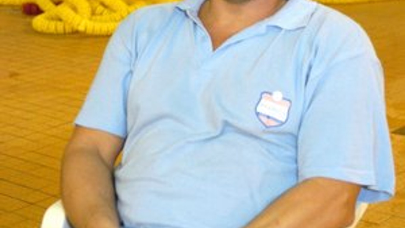 Z trénera opäť hráč. Peter Veszelits sa nechal zlákať nazad do bazéna.