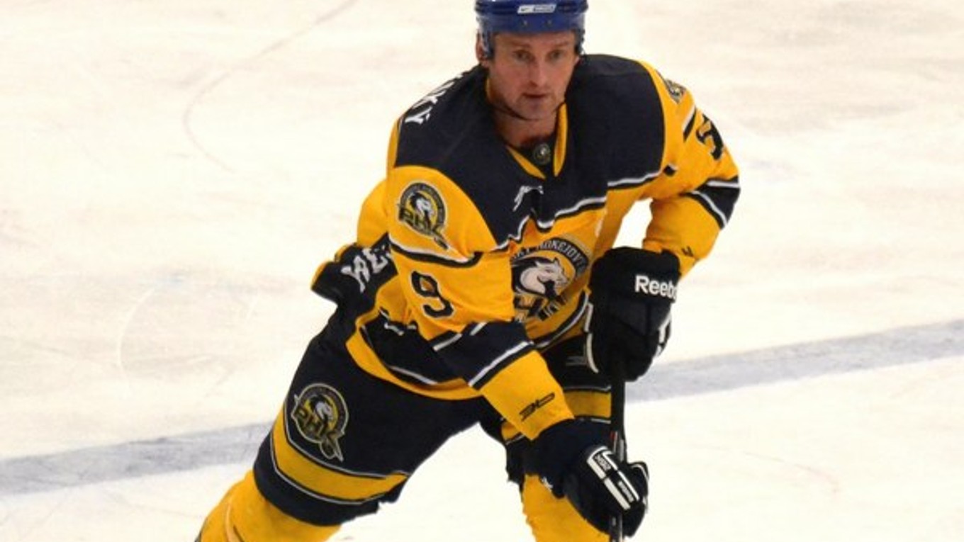 Veterán. M. Pavlovský zaujal kritický postoj k niektorým spoluhráčom.