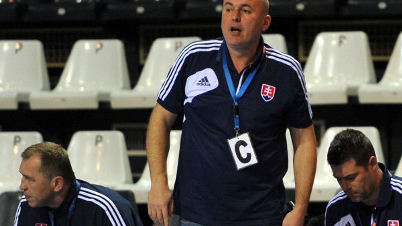 Stano Kolpak. S bratom Marošom (vľavo) boli v realizačnom tíme slovenskej „dvadsiatky“.