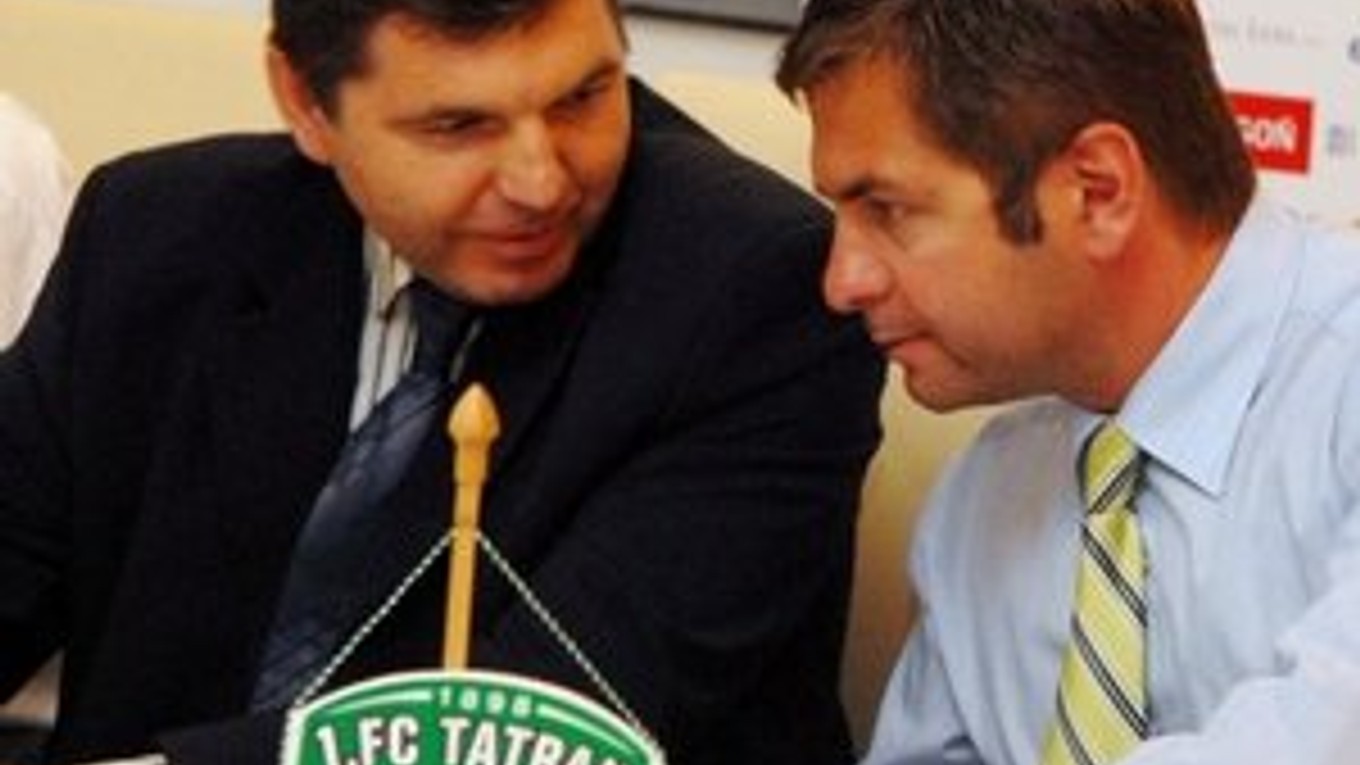 Už minulosťou. Je spolupráca majiteľa Tatrana Miroslava Remetu (vľavo) a športového riaditeľa Erika Bogdanovského.