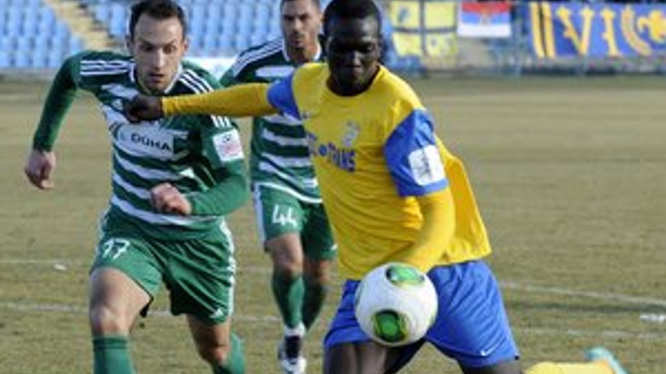 Odišiel. Jakovleva (uprostred) už v prešovskom drese priaznivci neuvidia.