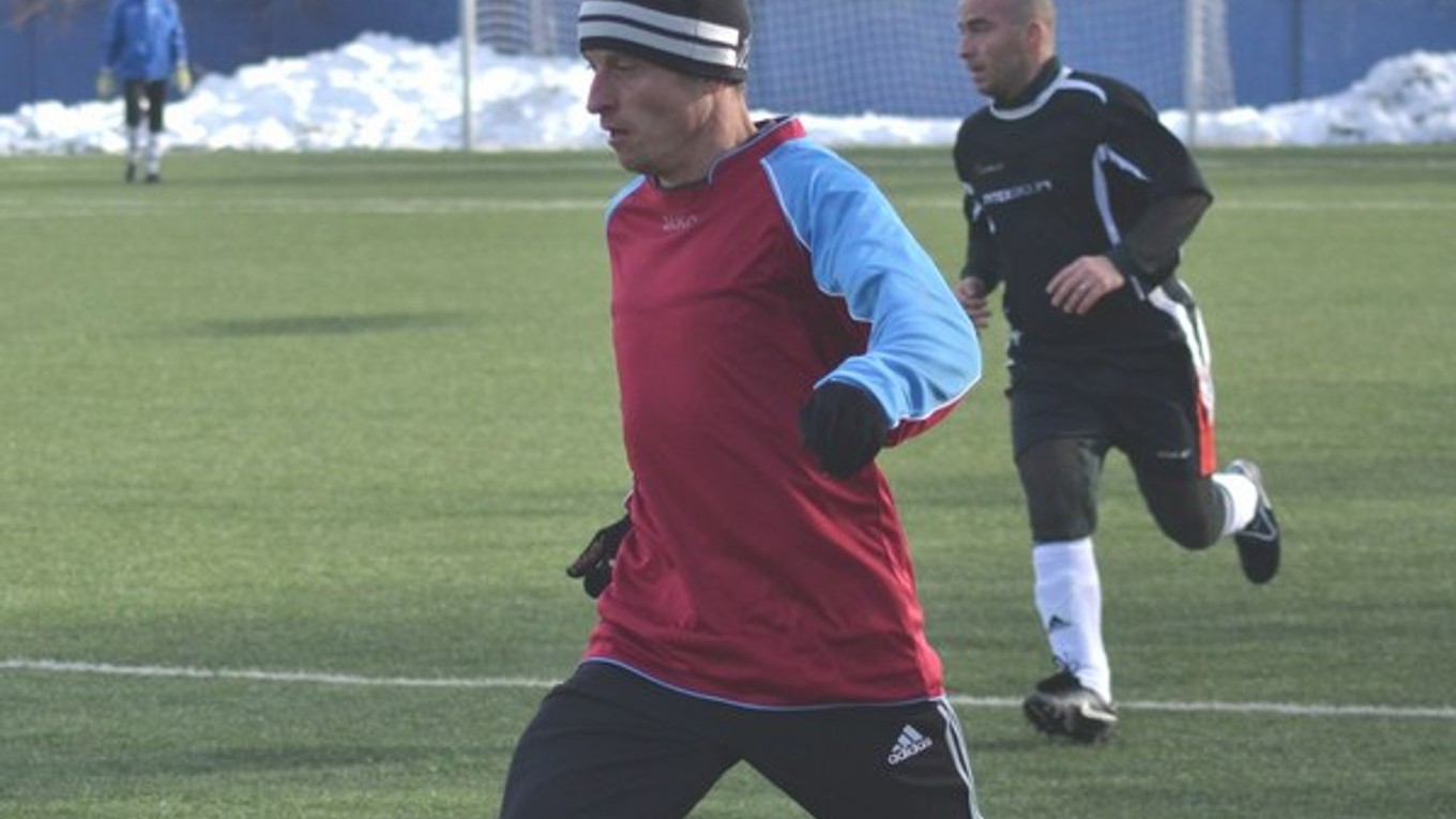 Ľuboš Uhľár. V nedeľu si prvýkrát obliekol dres Veľkého Horeša.