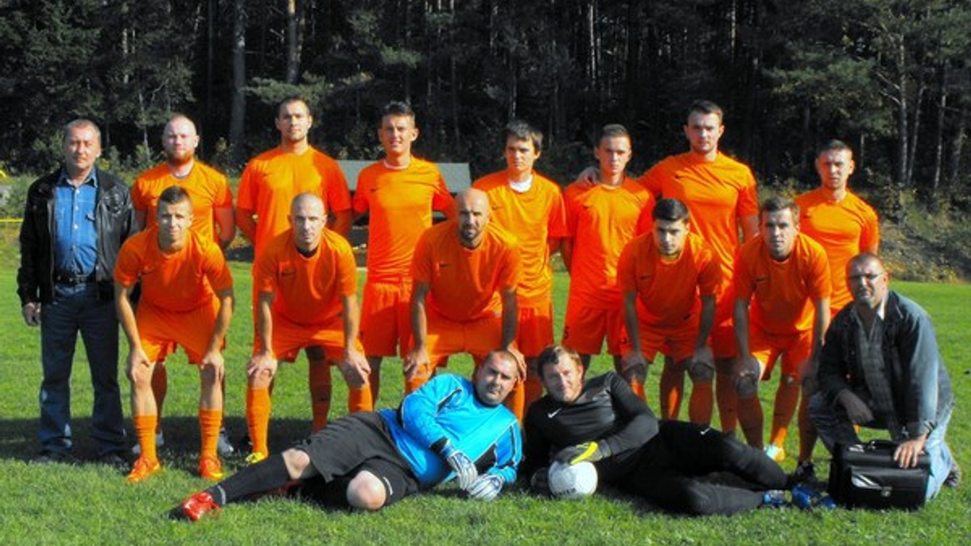 Na tretej priečke. Mužstvo FK Gemerská Hôrka je aktuálne najlepším gemerským mužstvom v V. lige.