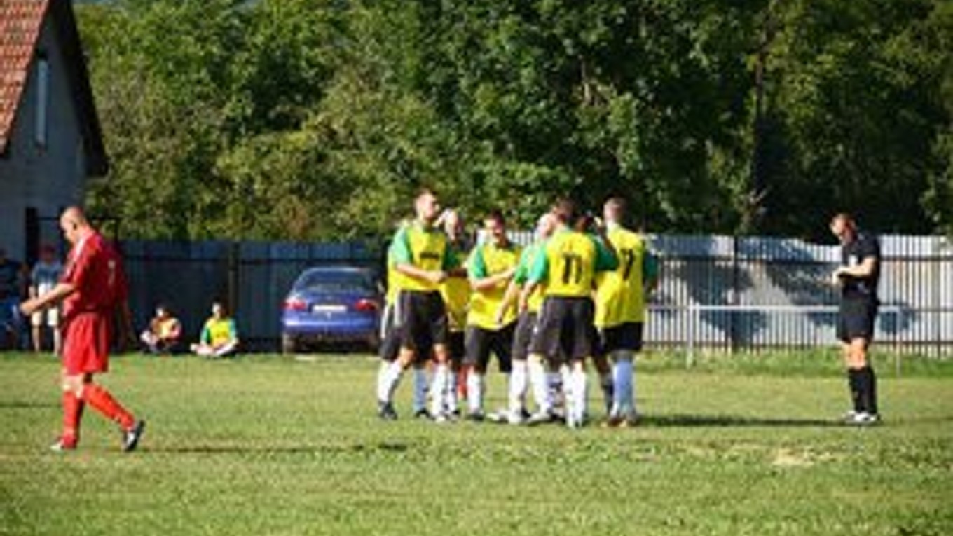 Tretia remíza. Hráči Jablonova n/T v tejto sezóne zbierajú remízy. Už ich majú na konte tri.