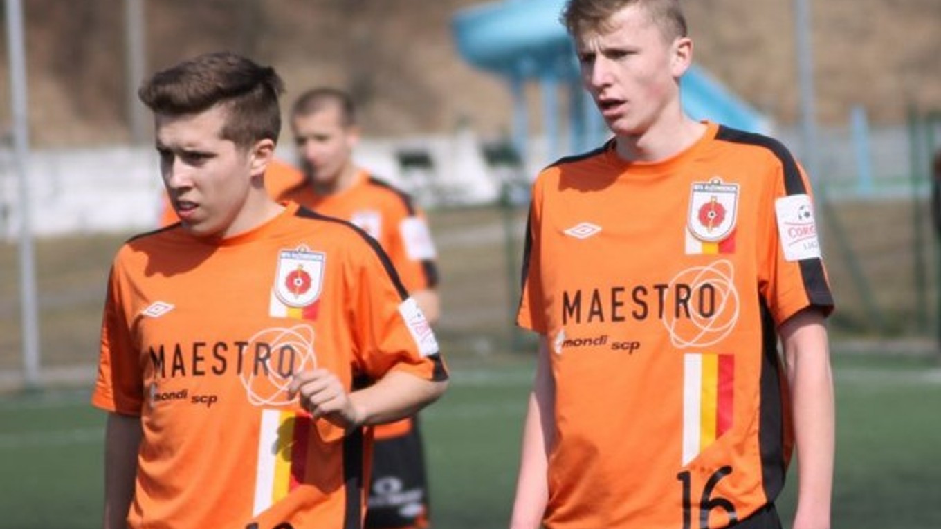 Róbert Ľalík (vpravo). Ešte vo farbách Ružomberka.