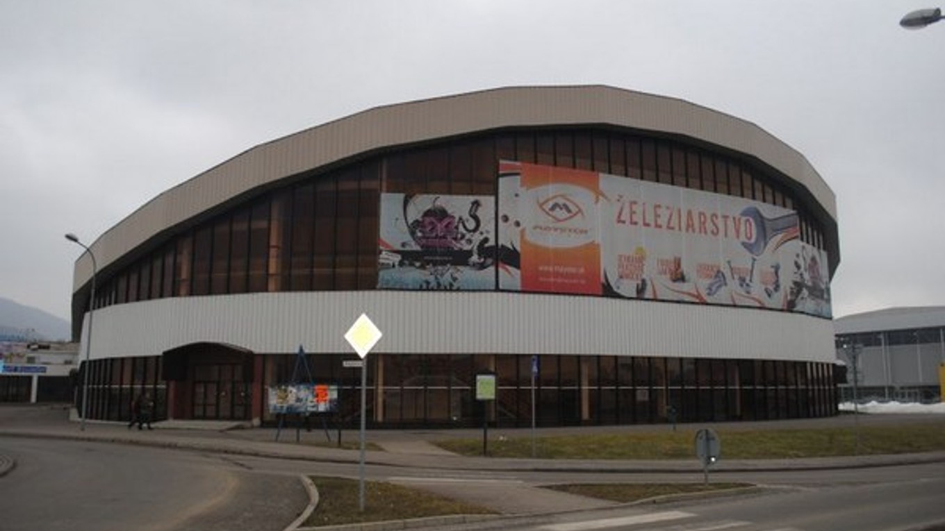 Štadión je zavretý.