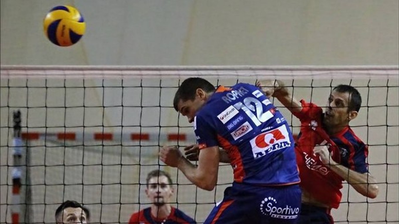 Peter Beňa. Zažíva nútenú volejbalovú pauzu.
