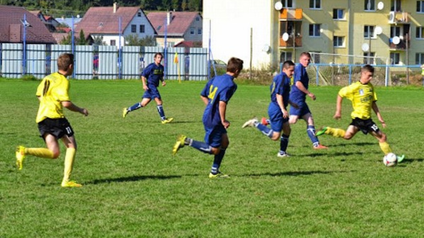 Nová Ľubovňa doma remizovala s Ľubotínom. Domáci otvorili skóre z penalty, ale hostia vyrovnali.