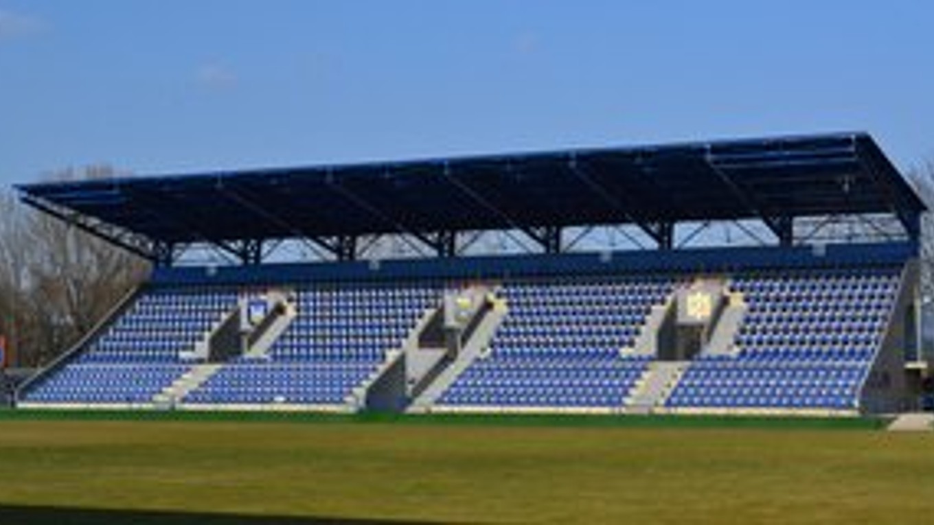 Dejisko kvalifikačného duelu. V Michalovciach nastúpia Slováci do 21 rokov.