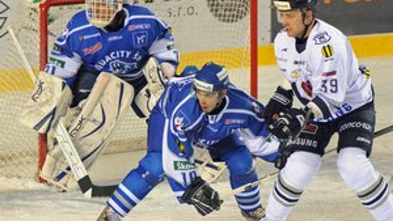 Daniel Hančák (vpravo) ešte v drese Slovana Bratislava.