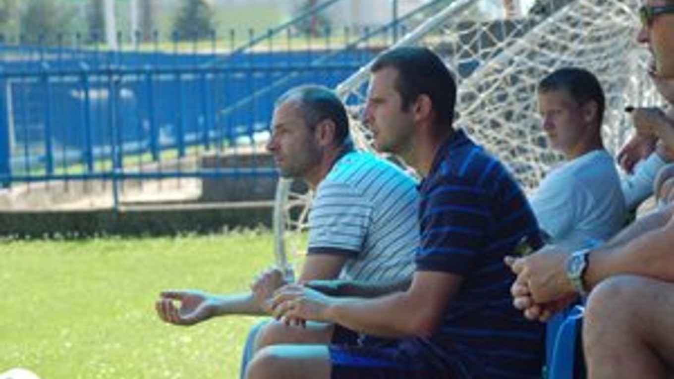 Trénerská dvojica. Pri Miroslavovi Dunčkovi už Rudolf Pavlík (vpravo) nerobí asistenta.