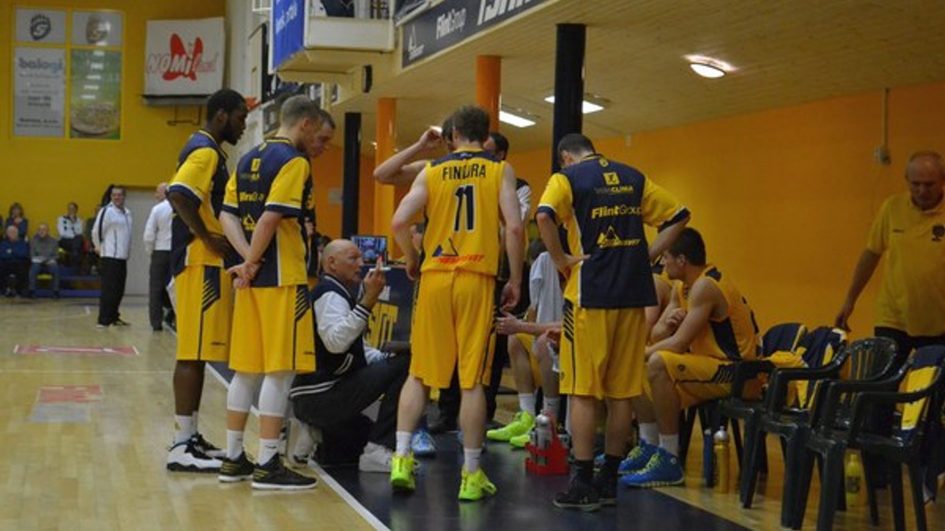 Nedarí sa im. Iskra Svit prehrala už po štvrtýkrát v rade.