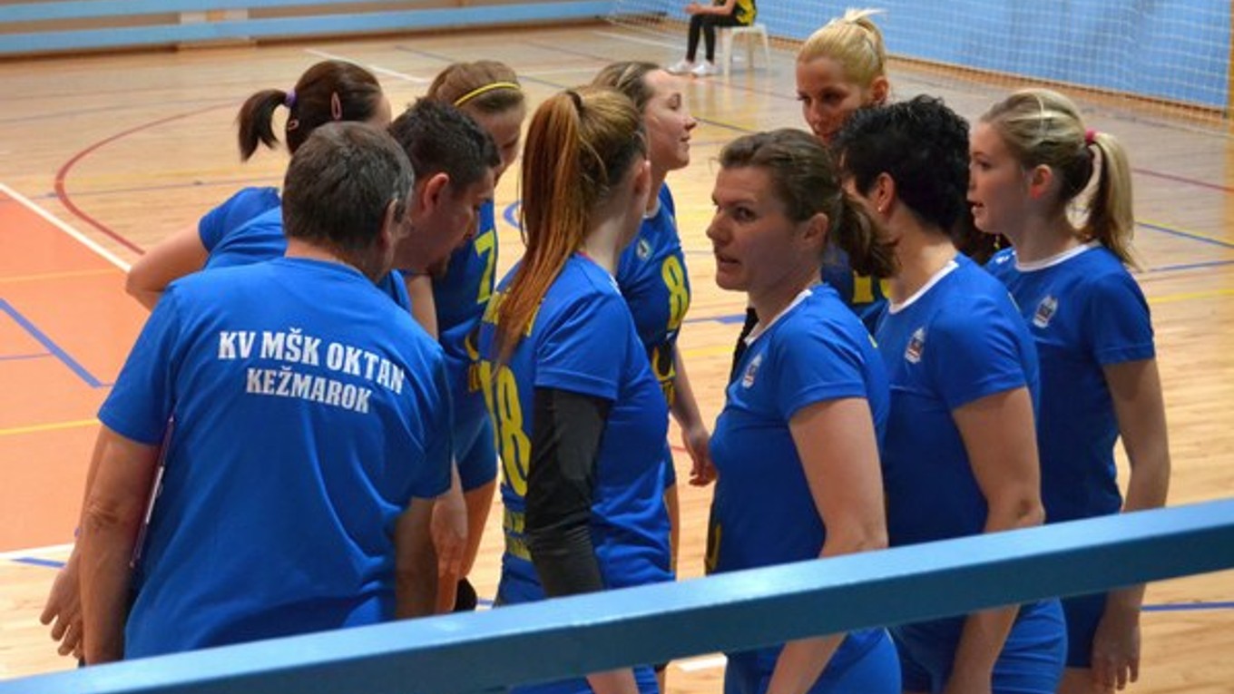 Kežmarčanky. Privítajú Paneurópu Bratislava.