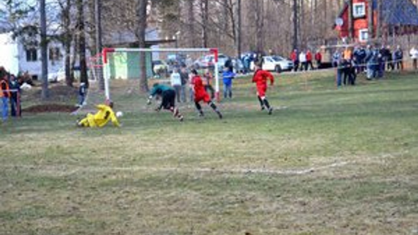 Ani z toho gól nepadol. Veľký Slavkov prehral doma s Batizovcami 1:3.