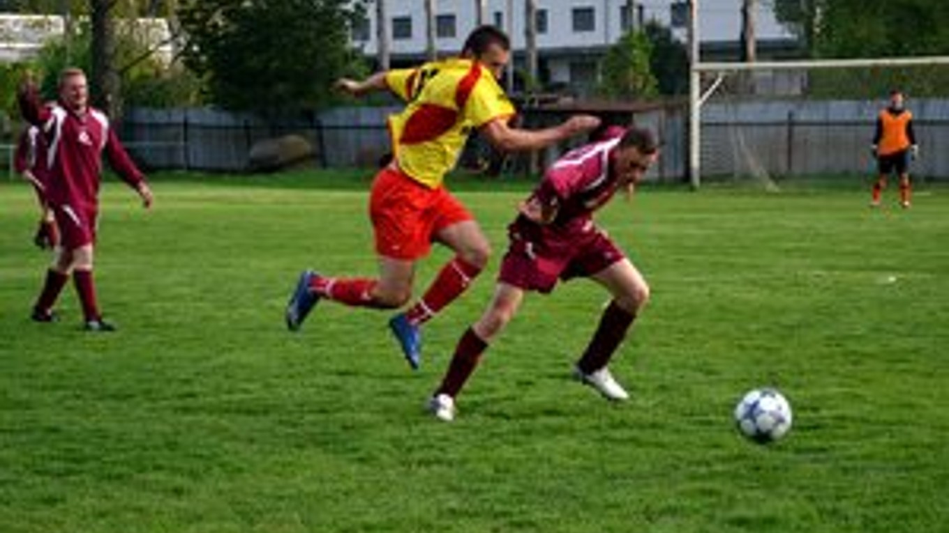 Domáci rozhodli po obrátke. Poprad-Stráže porazili Vikartovce 3:1.