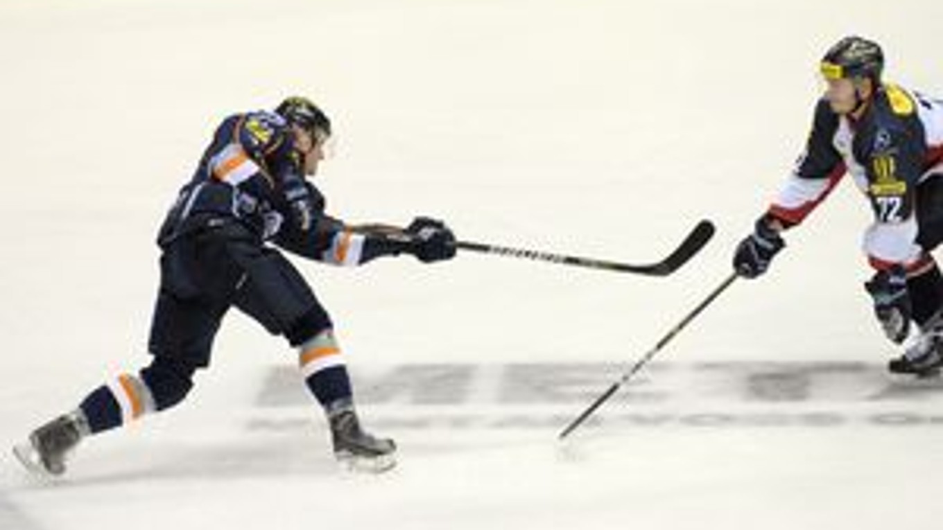 Matúš Chovan. V tejto sezóne strelil už tri góly.