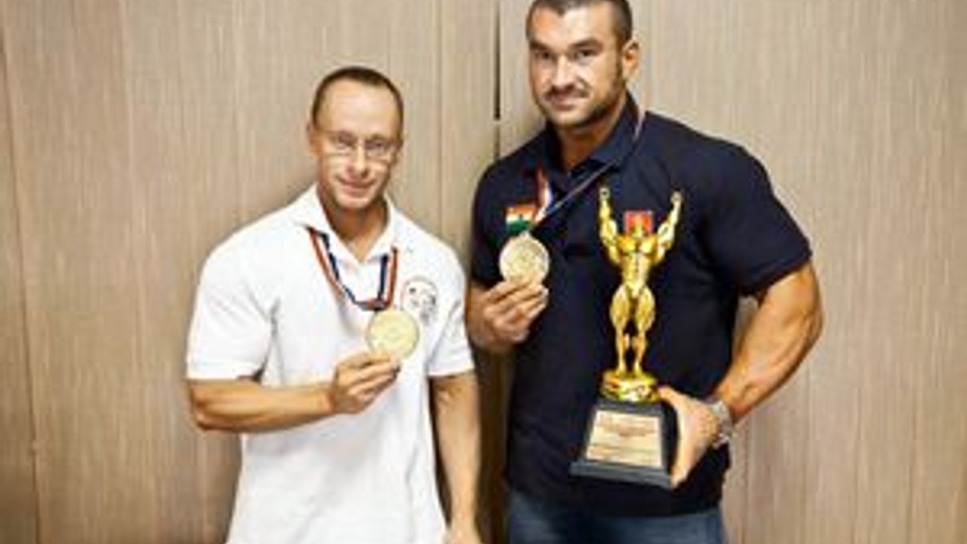 Úspešní. Dvaja zlatí – Rastislav Solár (vpravo) a Igor Kočiš.