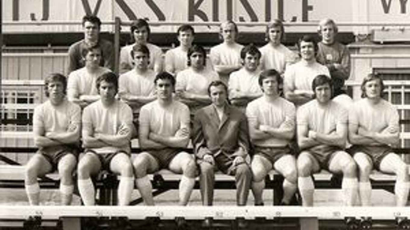 Mužstvo TJ VSS Košice z roku 1969, Jozef Štafura prvý zľava dole.