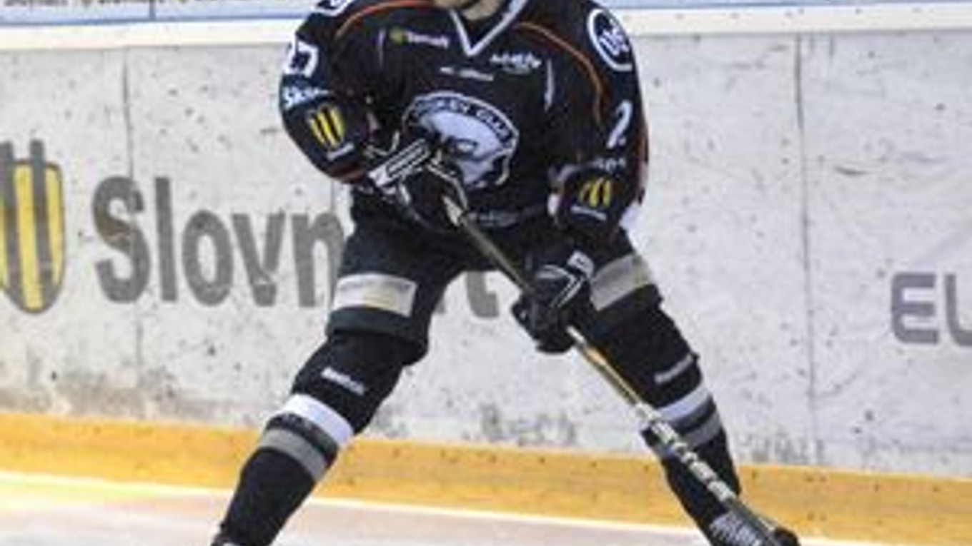 Dvojgólový. Jaroslav Kristek mal správny pušný prach.