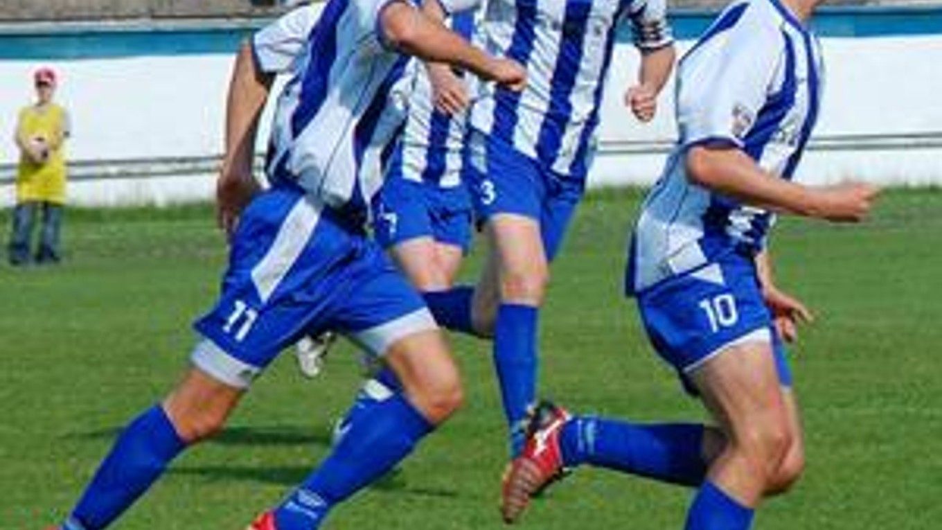 Presadili sa. Mateusz Pyrka (č. 11) a Tomáš Labun (č. 10).