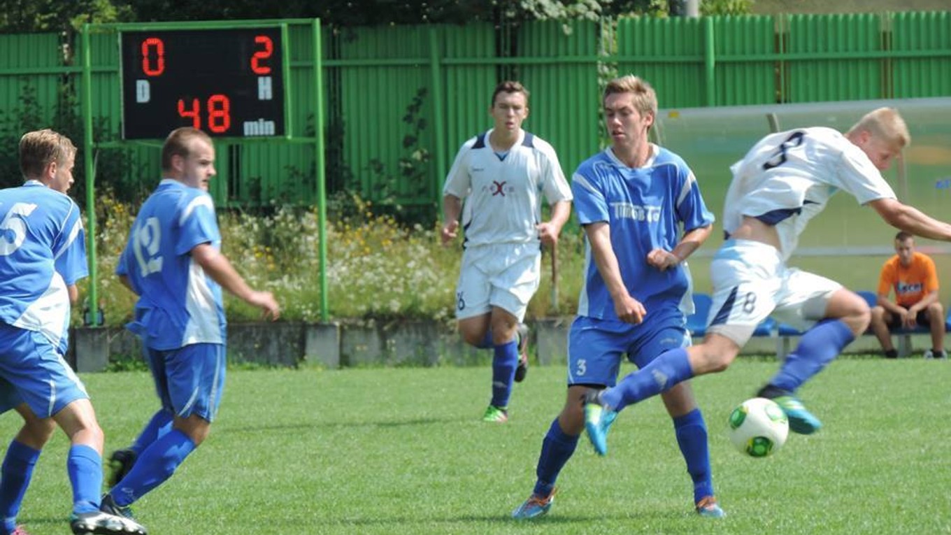 Humenskí starší dorastenci. Doma nestačili na Stropkovčanov. 