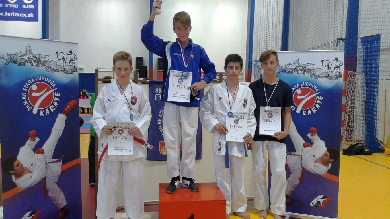 Medailisti. Zľava: strieborný Igor Hauser a víťaz Tomáš Gajan.