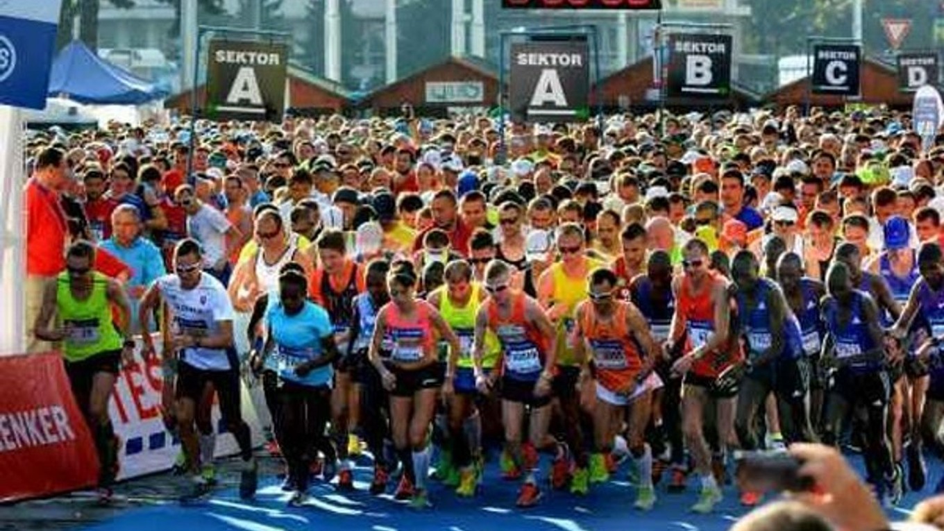 Bežeckým akciám dominoval košický maratón.