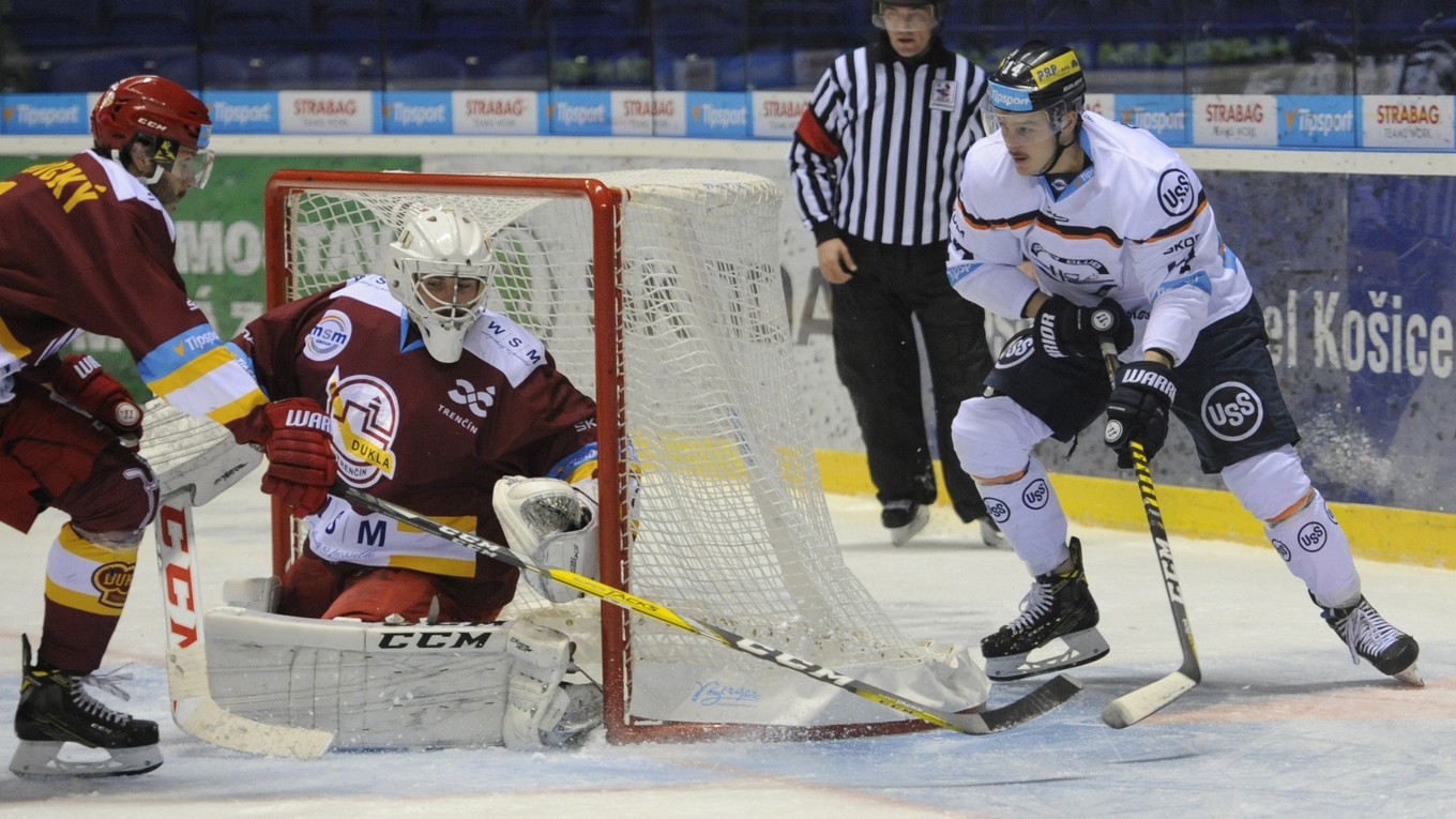 Trenčín potrápil oceliarov. Predvedú dnes Košičania kanonádu v Piešťanoch?
