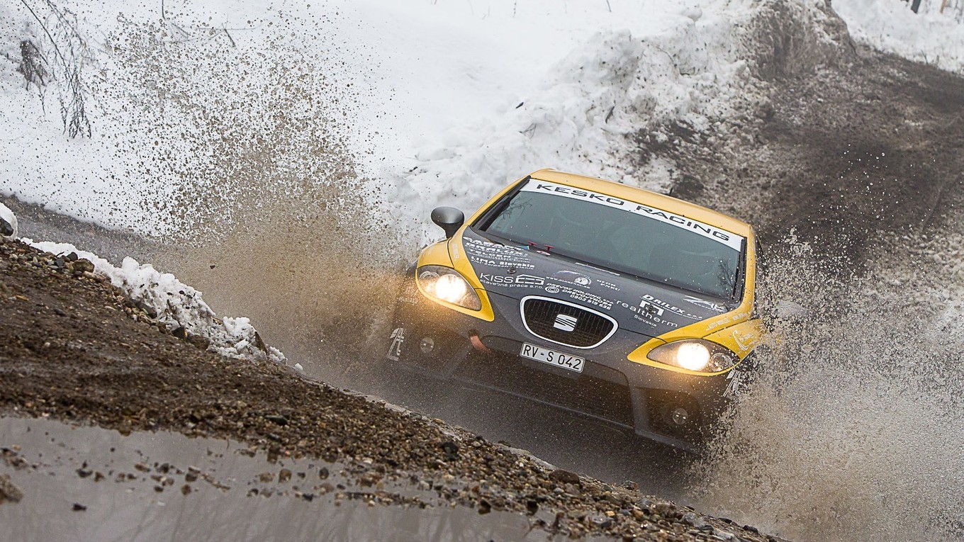 Atraktívne, ale náročné trate dali v nepríjemnom počasí zabrať. Rožňavský Kesko Racing mal zastúpenie v podobe posádky František Fusko a Štefan Tököli.