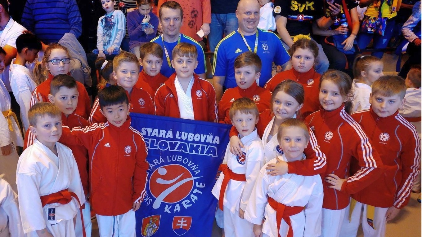 Zostava ŠKM. V Šuranoch získala 14 kovov.