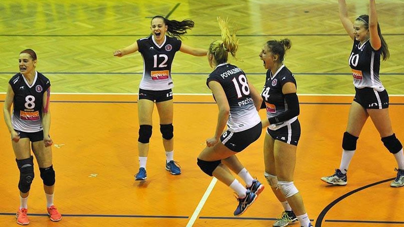 Prešovské volejbalistky získali historický úspech - bronzové medaily z extraligy.