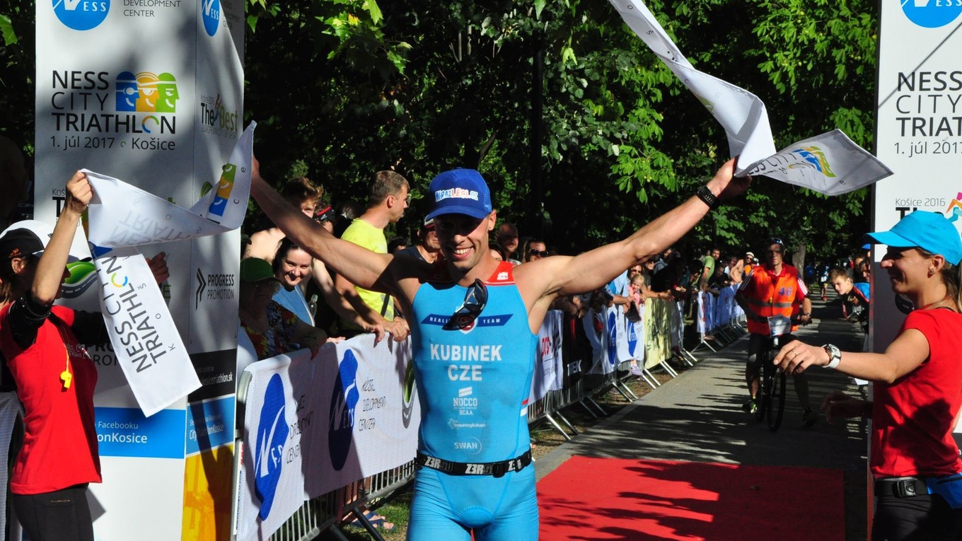 Favorit sa presadil. Z víťazstva sa tešil Čech František Kubínek. 