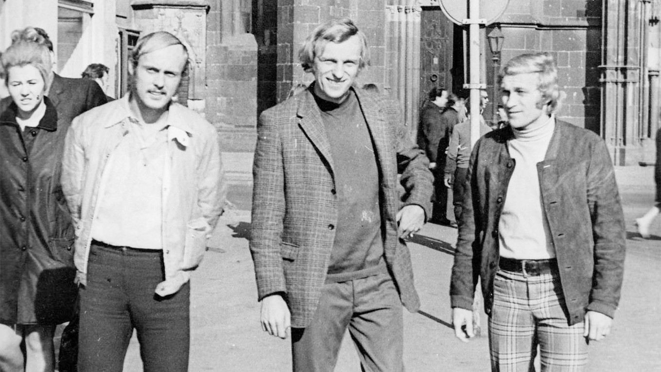 Tri slávne „P“ z Košíc. Duklou B. Bystrica prešli aj (zľava) Jaroslav Pollák, Jozef Plachý a Ján Pivarník. Snímka vznikla v roku 1971.