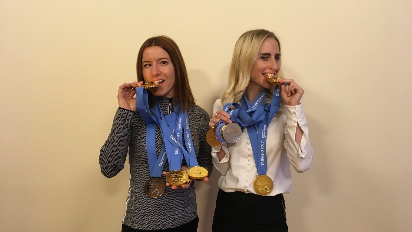 Henrieta Farkašová spolu s navádzačkou Natáliou Šubrtovou.