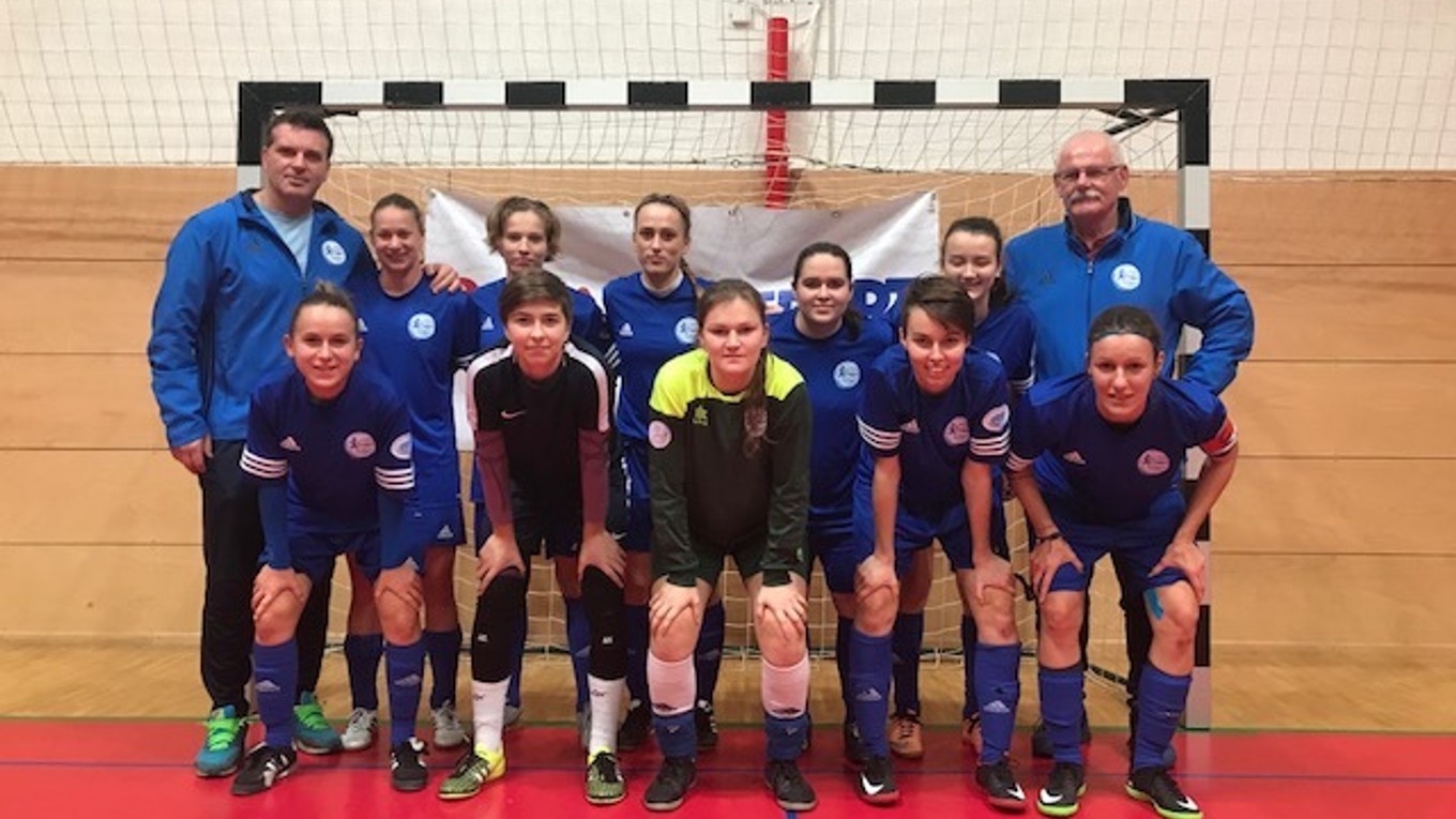 Futbalistky Lokomotívy Košice. V konkurencii 29 tímov obsadili v Uherskom Brode konečné 
6. miesto.