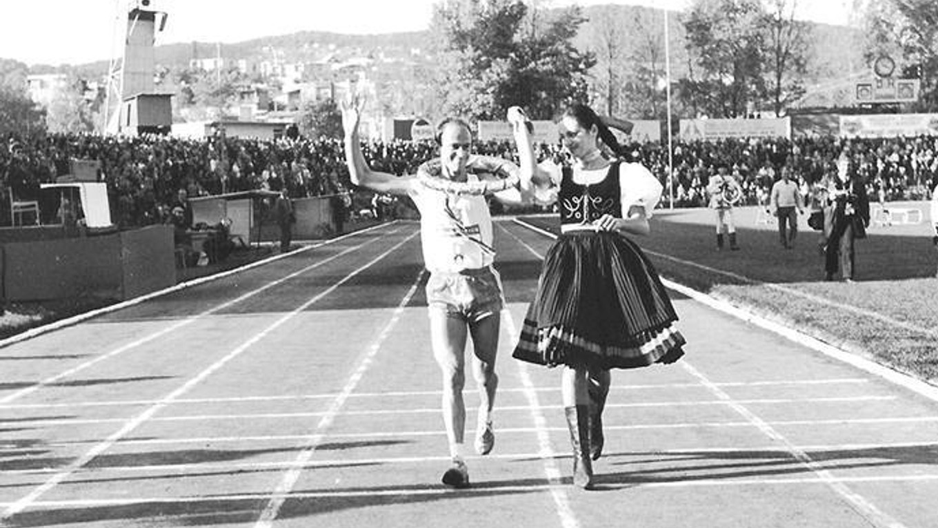 Víťazné dobehnutie do cieľa MMM. František Višnický vyhral v Košiciach dvakrát.