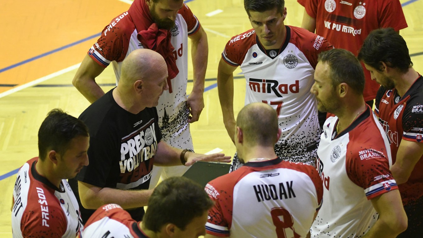 Zverencov Jaroslava Vlka čaká vrchol sezóny.