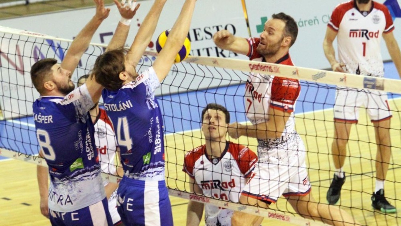 Sopko smečuje v pätsetovom súboji v Nitre.