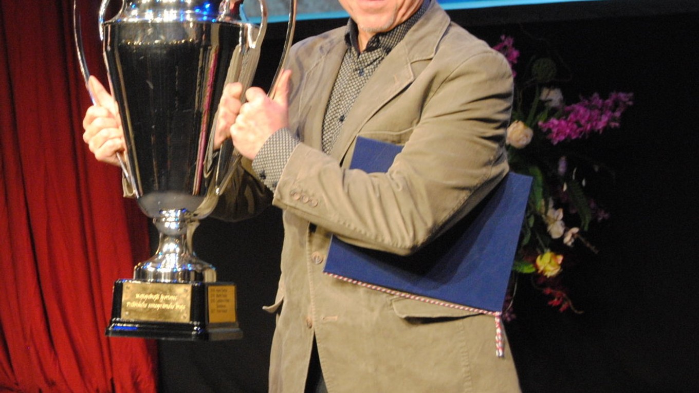 Peter Hámor  trofejou.