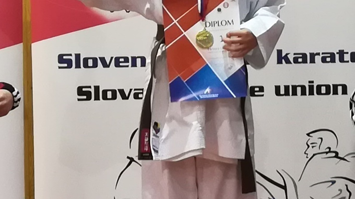 Barbora Glatzová sa teší z prvého miesta.