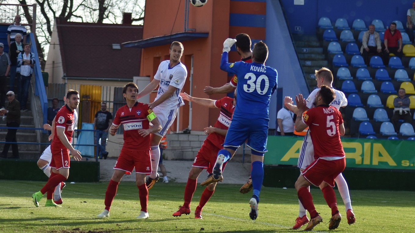 Michalovce vyhrali a opäť si udržali čisté konto. Zlaté Moravce zdolali 2:0.