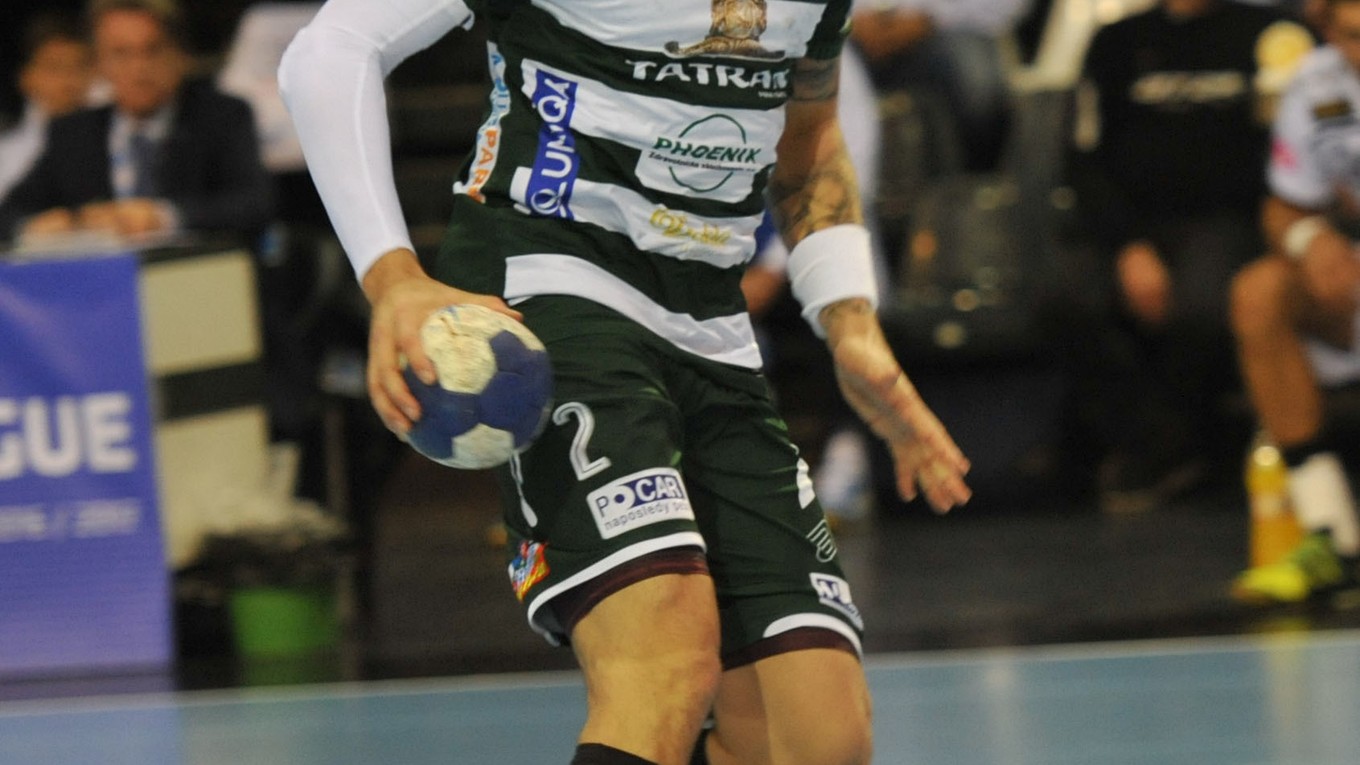 O. Rábek sa postupne vracia na palubovky.