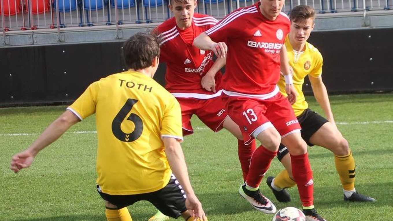 Futbalisti Partizána Bardejov už budú zaberať pod dohľadom nového trénera.