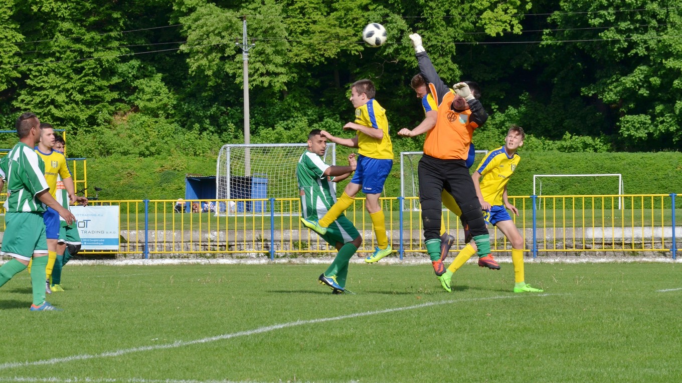 Zo zápasu Rožňava U19 – Čoltovo.
