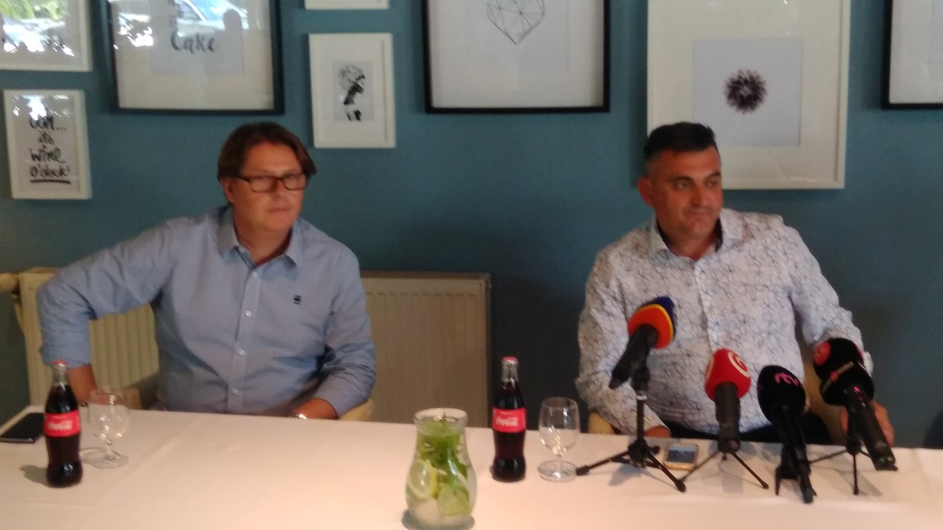 Vladislav Melničák a Dušan Trnka (v bielom).