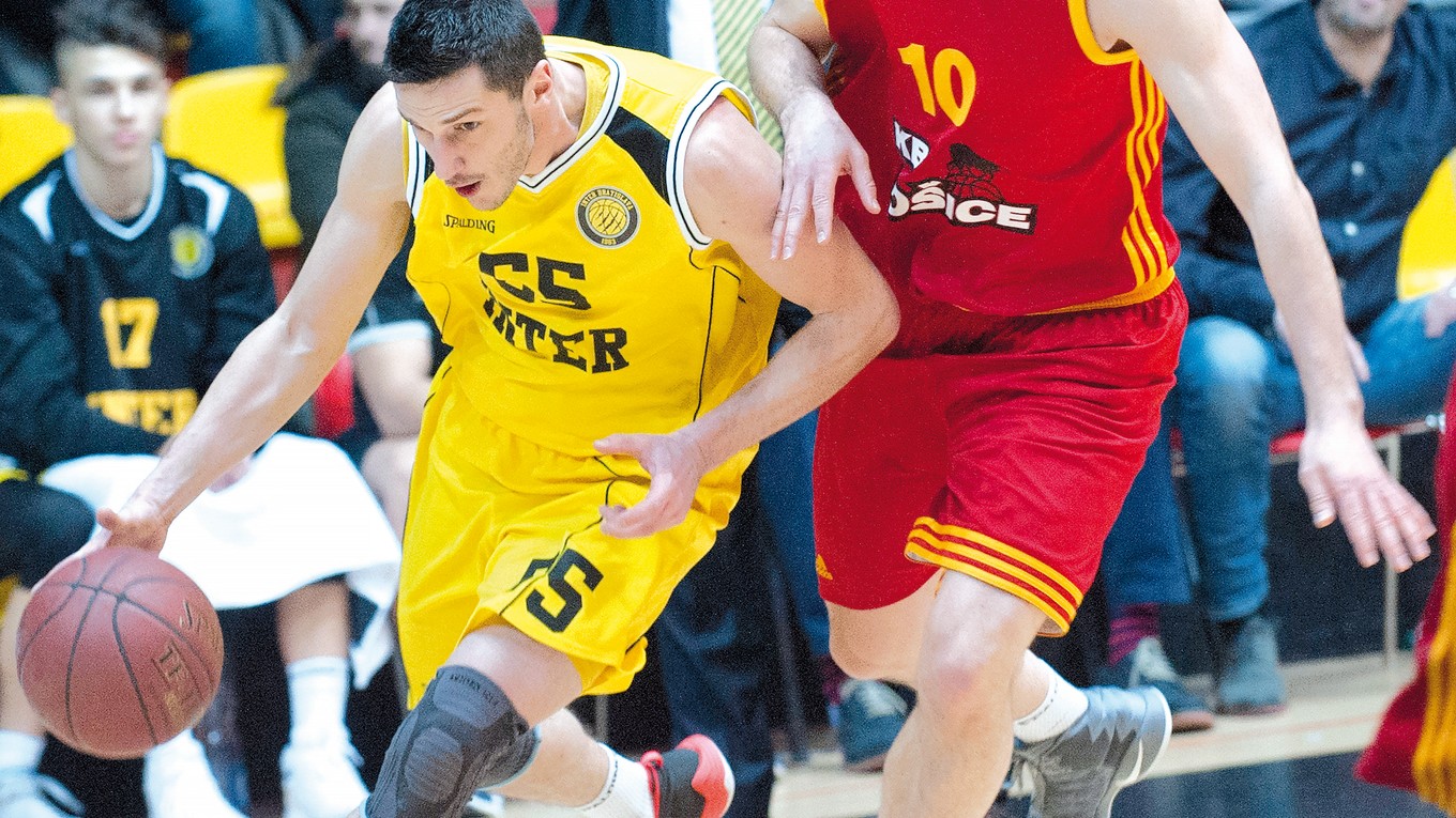 Jednou z posíl Svitu je aj skúsený Baldovský (vpravo).