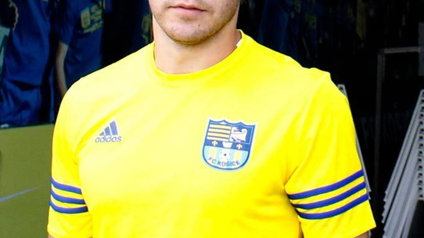 Višnevskij dával góly za Sninu, dnes bude hrať proti nej.